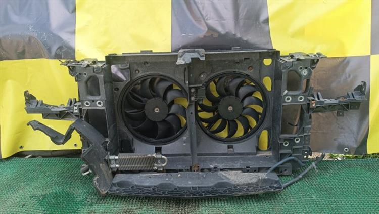 Рамка радиатора Ниссан Скайлайн в Бодайбо 103445