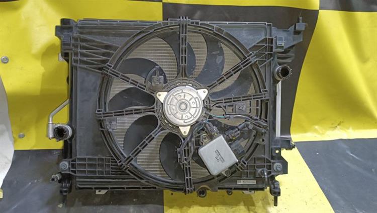 Радиатор основной Ниссан Нот в Бодайбо 105188