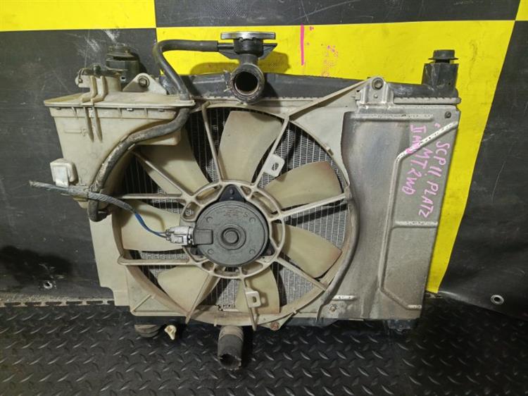 Радиатор основной Тойота Платц в Бодайбо 113701