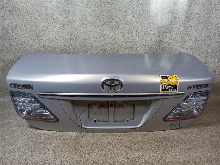 Крышка багажника Тойота Краун в Бодайбо 247172