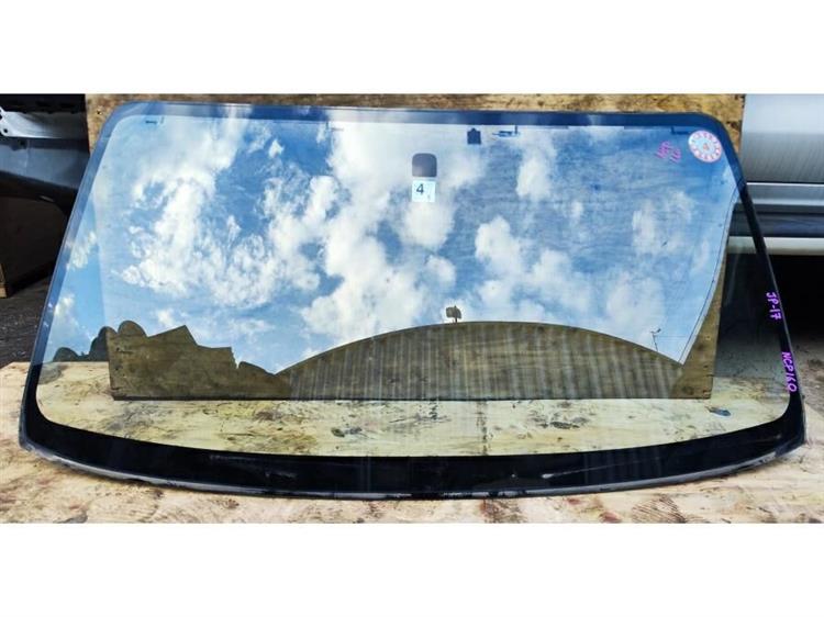 Лобовое стекло Тойота Саксид в Бодайбо 255800