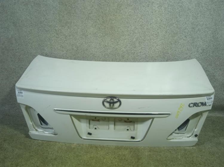 Крышка багажника Тойота Краун в Бодайбо 262600