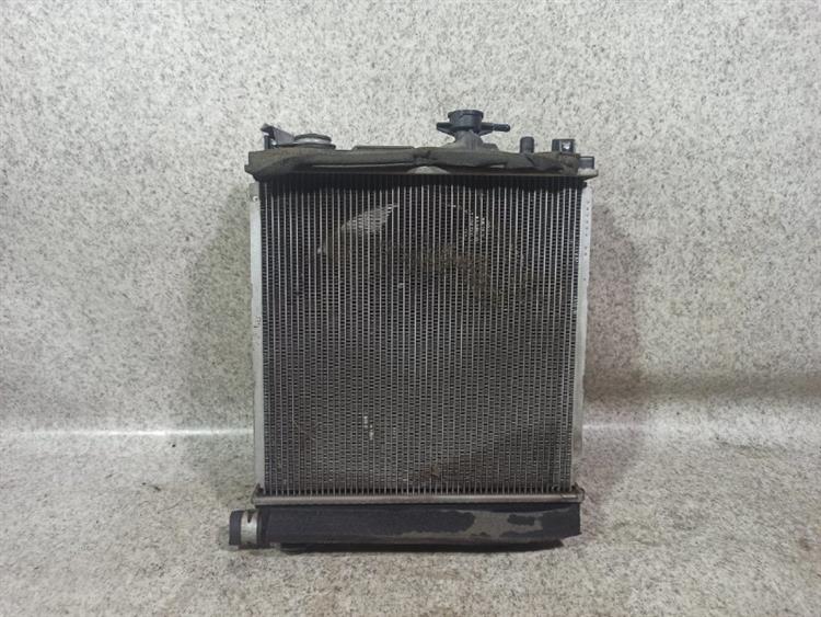 Радиатор основной Ниссан Рукс в Бодайбо 331024