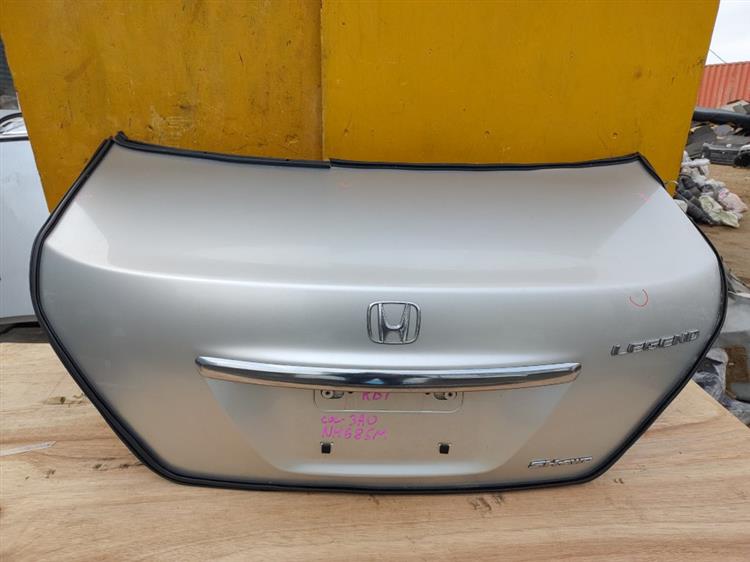 Крышка багажника Хонда Легенд в Бодайбо 51267