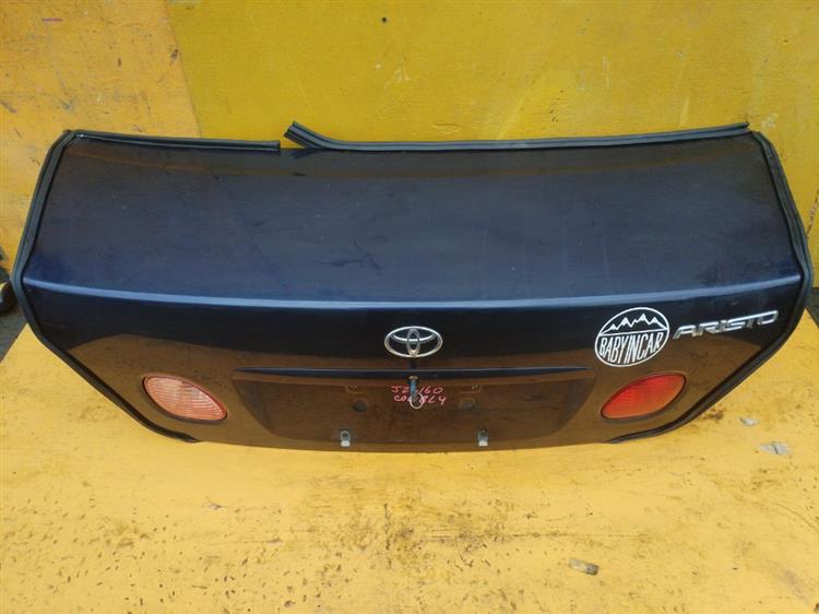 Крышка багажника Тойота Ариста в Бодайбо 555331