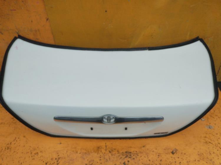 Крышка багажника Тойота Марк 2 в Бодайбо 555391