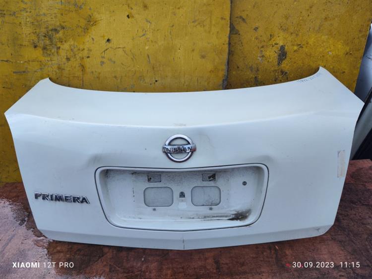 Крышка багажника Ниссан Примера в Бодайбо 651911
