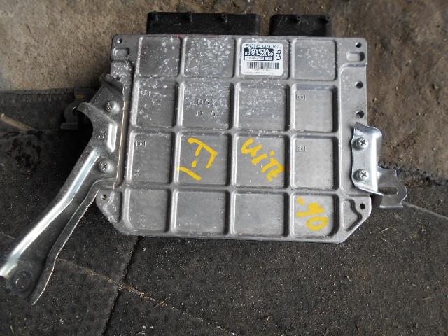 Блок управления ДВС Тойота Витц в Бодайбо 695662
