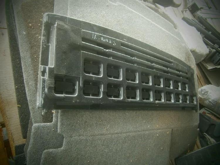 Полка багажника Тойота Сиента в Бодайбо 77566